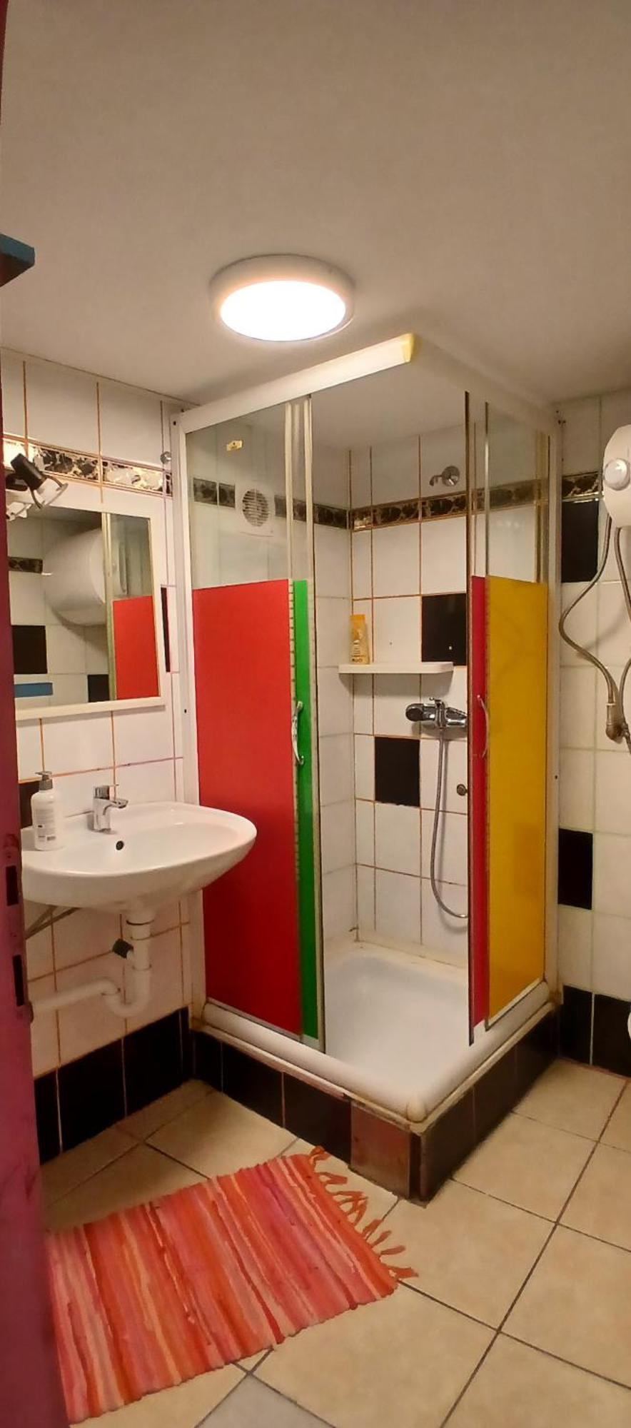 Varad Inn Νόβι Σαντ Εξωτερικό φωτογραφία